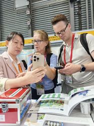 QINGDAO SHENGHUALONG RUBBER MACHINERY CO.,LTD